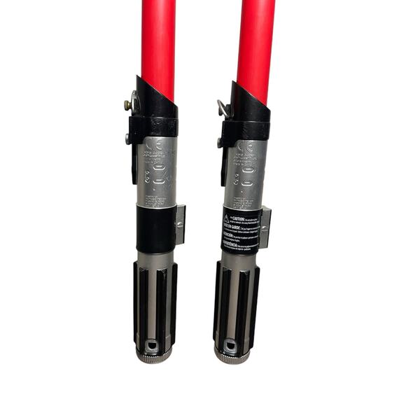 2 - 2015 Hasbro Stars Wars Darth Vader Red Lightsaber B2915 Retractable C-3252A - Picture 4 of 7